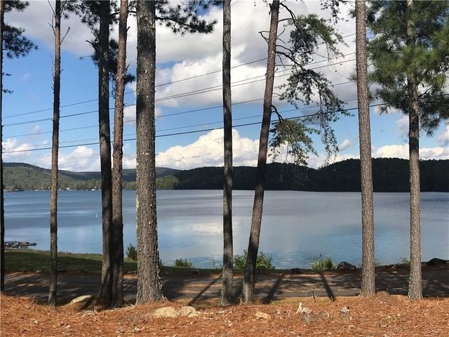 196 Cherokee Drive S, Waleska, GA 30183