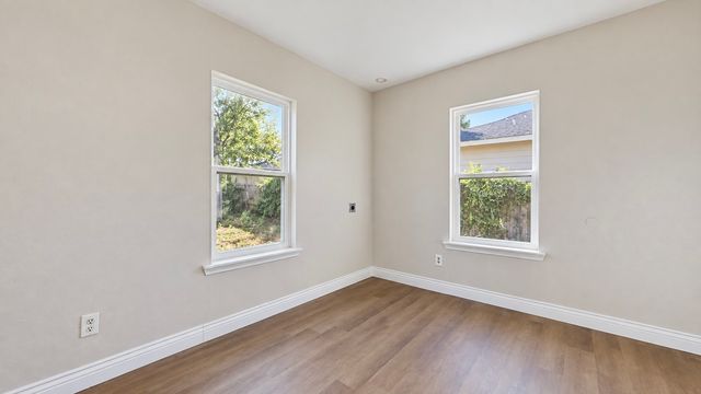 3019 NW 27th Street, Fort Worth, TX 76106
