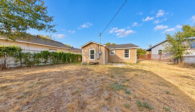 3019 NW 27th Street, Fort Worth, TX 76106
