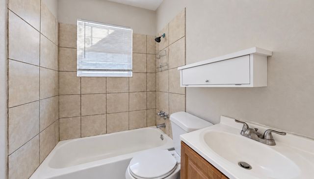 3019 NW 27th Street, Fort Worth, TX 76106