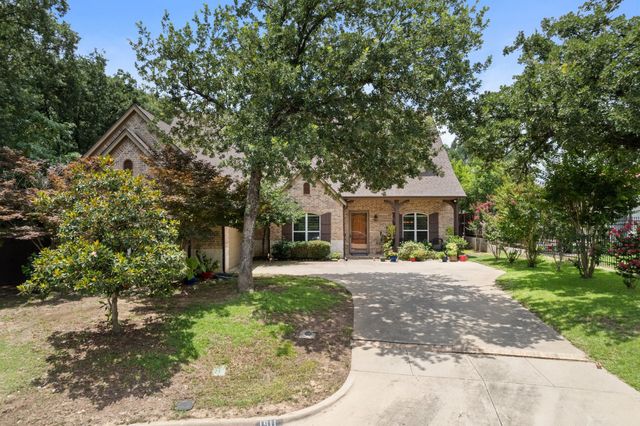 1911 Saddlehorn Lane, Mansfield, TX 76063