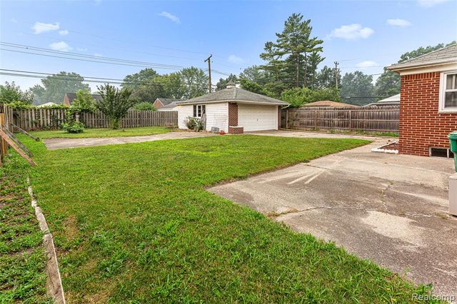 31535 Rush Street, Garden City, MI 48135
