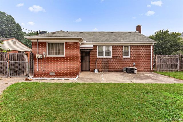 31535 Rush Street, Garden City, MI 48135