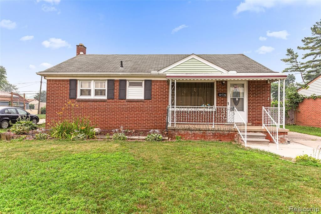 31535 Rush Street, Garden City, MI 48135