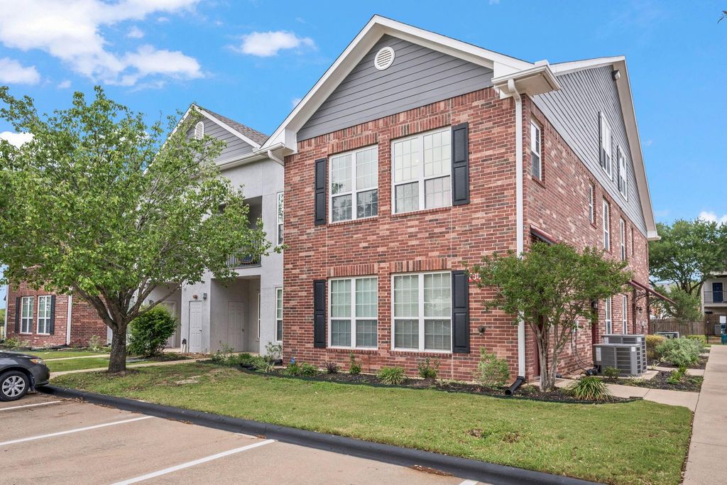 801 Luther Street W 1601, College Station, TX 77840