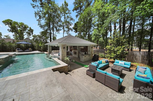 6218 Cory Bret Lane, Charlotte, NC 28278