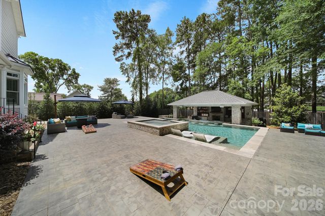 6218 Cory Bret Lane, Charlotte, NC 28278