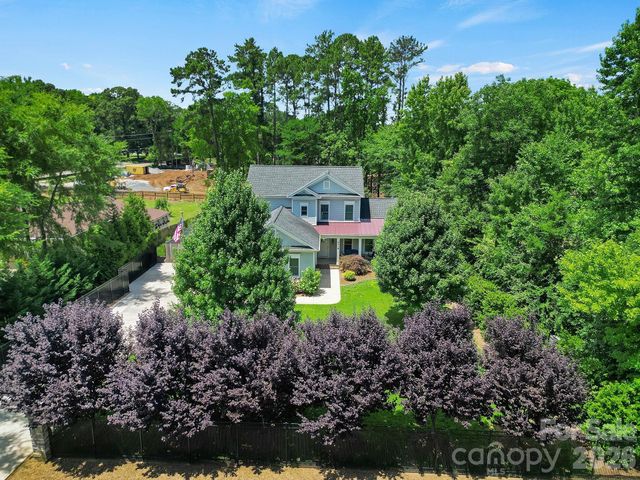 6218 Cory Bret Lane, Charlotte, NC 28278