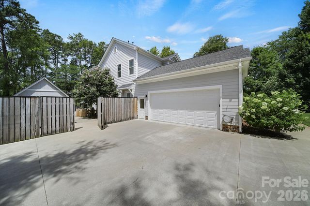 6218 Cory Bret Lane, Charlotte, NC 28278