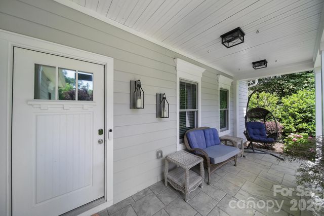 6218 Cory Bret Lane, Charlotte, NC 28278