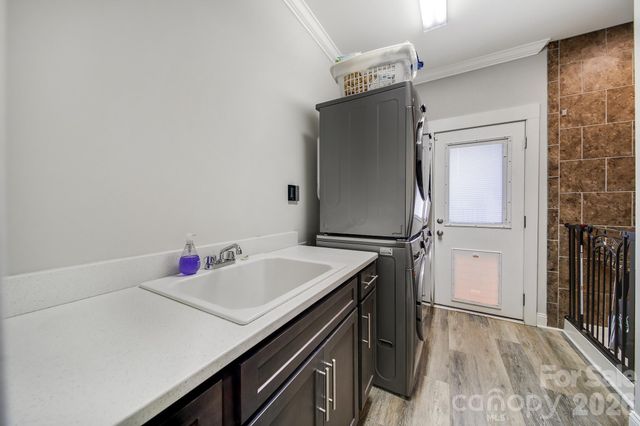 6218 Cory Bret Lane, Charlotte, NC 28278