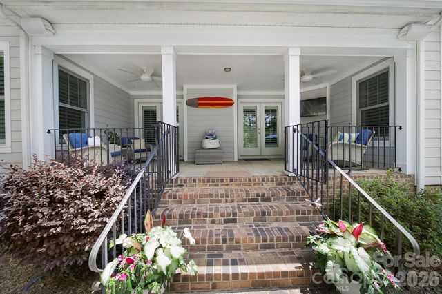 6218 Cory Bret Lane, Charlotte, NC 28278