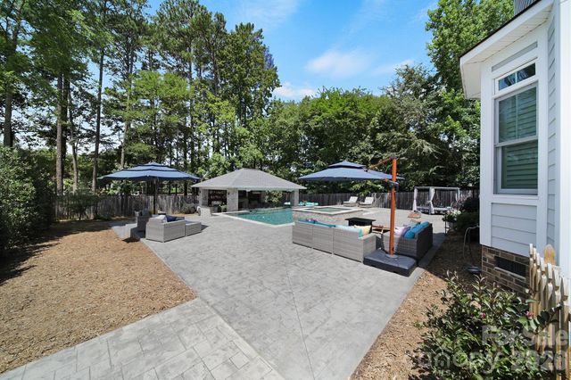 6218 Cory Bret Lane, Charlotte, NC 28278