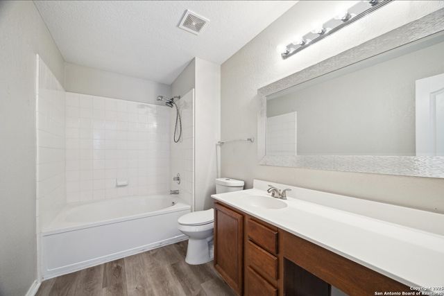 4931 Bending Trail, San Antonio, TX 78247