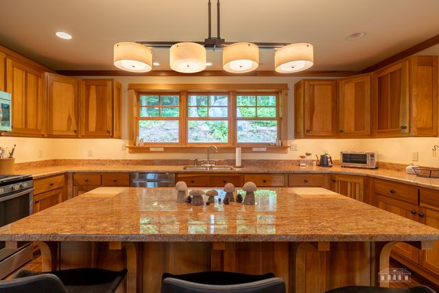 187 Oseetah Woods Road, Saranac Lake, NY 12983