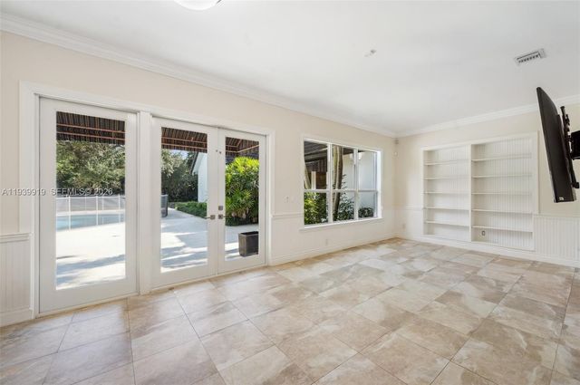 10001 SW 60th Court, Pinecrest, FL 33156