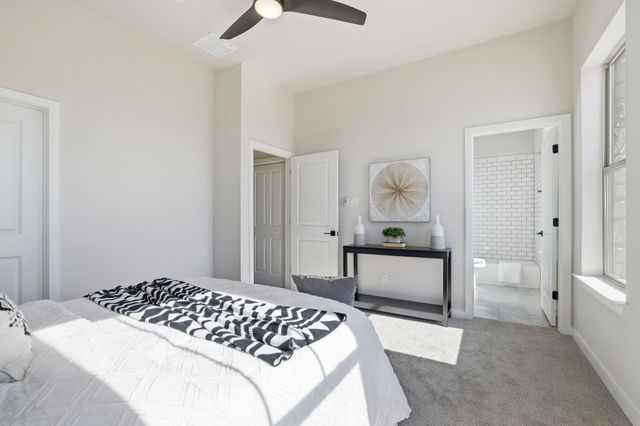 905 Pullman ST, Leander, TX 78641