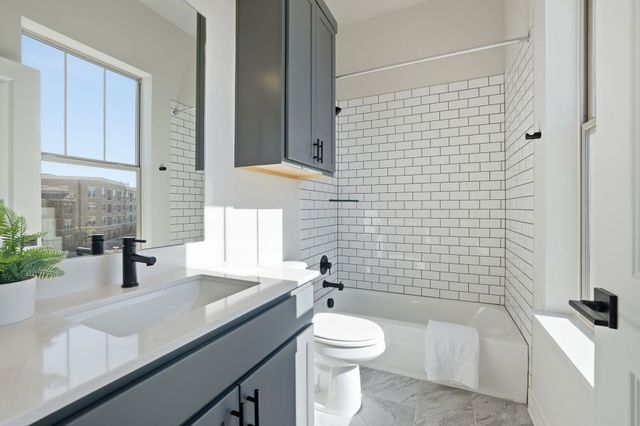 905 Pullman ST, Leander, TX 78641