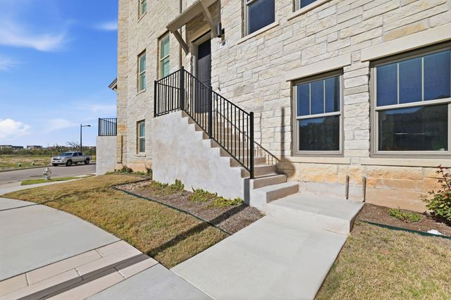 905 Pullman ST, Leander, TX 78641