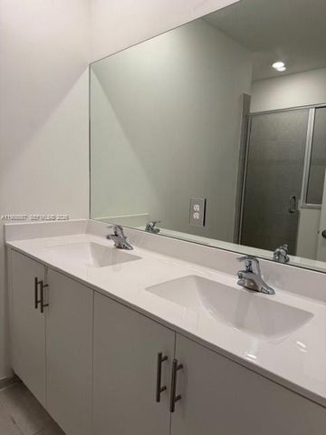 1031 SE 27th Ter 1031, Homestead, FL 33035