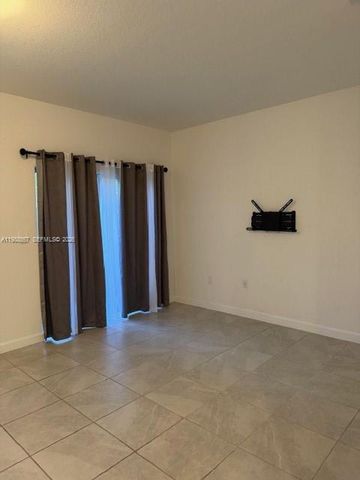 1031 SE 27th Ter 1031, Homestead, FL 33035