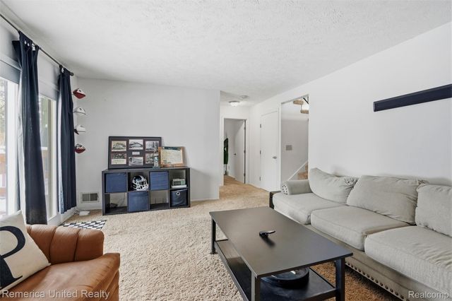 968 Touraine Avenue, East Lansing, MI 48823