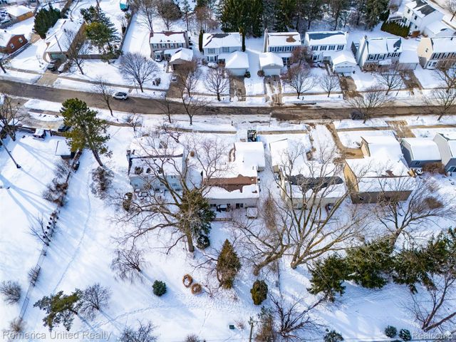 968 Touraine Avenue, East Lansing, MI 48823