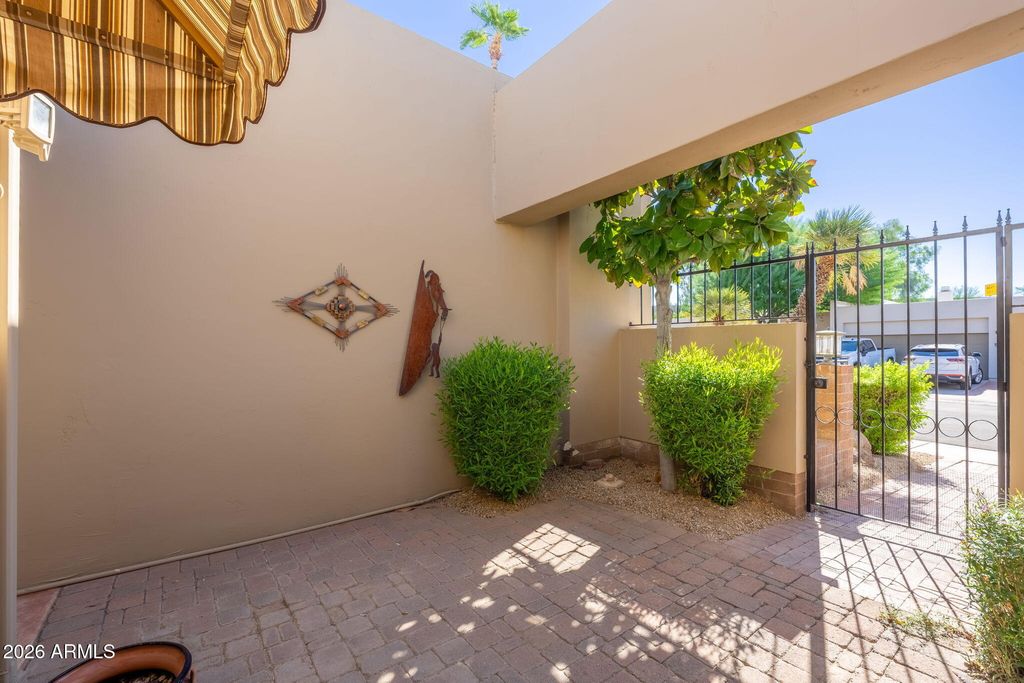 8814 E SAN RAFAEL Drive, Scottsdale, AZ 85258 — photo 5