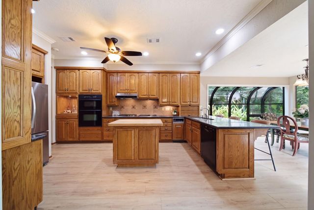 2715 Timberjack Place, The Woodlands, TX 77380