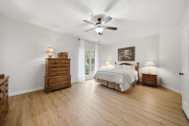 2715 Timberjack Place, The Woodlands, TX 77380