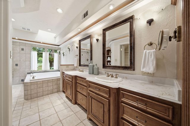 2715 Timberjack Place, The Woodlands, TX 77380