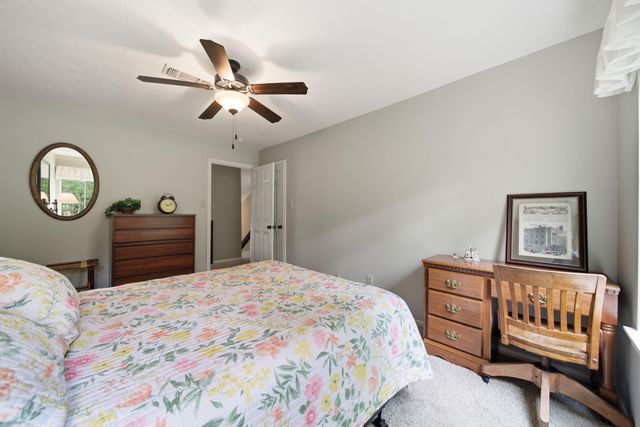 2715 Timberjack Place, The Woodlands, TX 77380