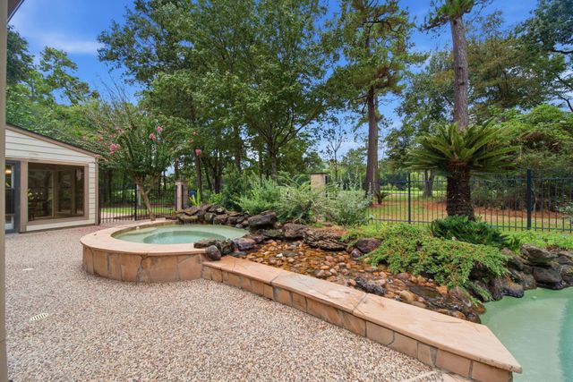 2715 Timberjack Place, The Woodlands, TX 77380