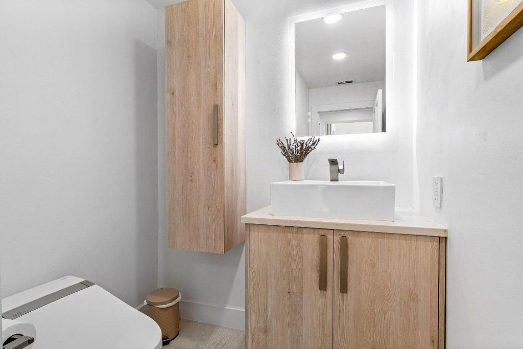 Image 19 of property listing at 6334 NW 24th Street, Boca Raton, FL 33434