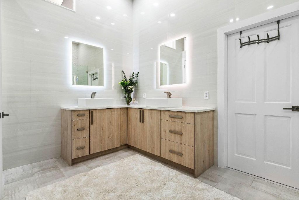 Image 25 of property listing at 6334 NW 24th Street, Boca Raton, FL 33434