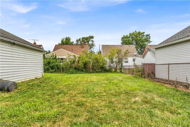 30015 Warren Road, Wickliffe, OH 44092