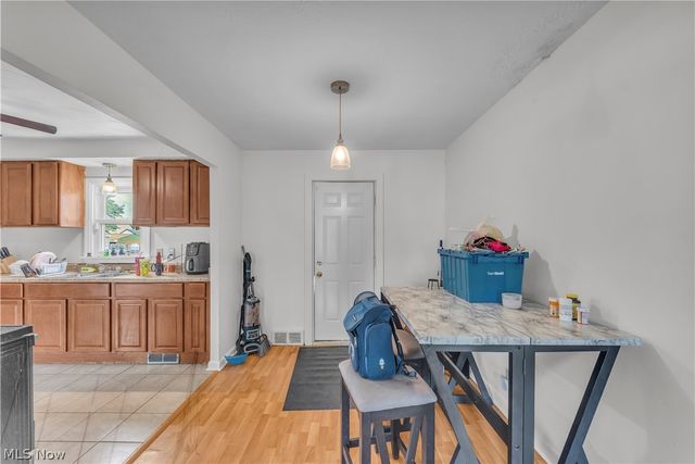 30015 Warren Road, Wickliffe, OH 44092