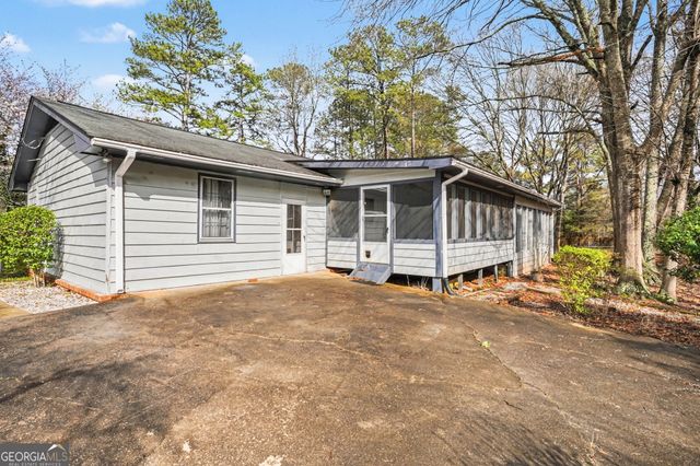 1590 Colonial South Drive SW, Conyers, GA 30094