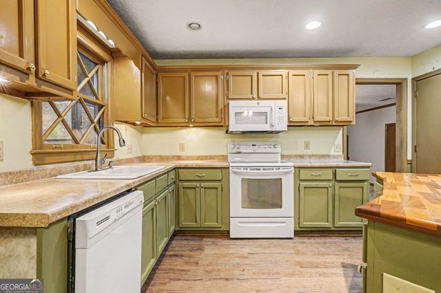 1590 Colonial South Drive SW, Conyers, GA 30094