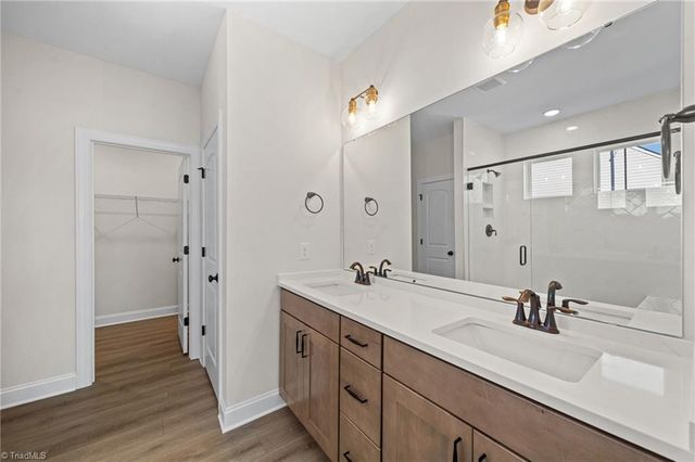 7840 Fairview Garden Trail, Clemmons, NC 27012