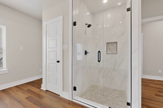 749 J L Drive, Valley View, TX 76272