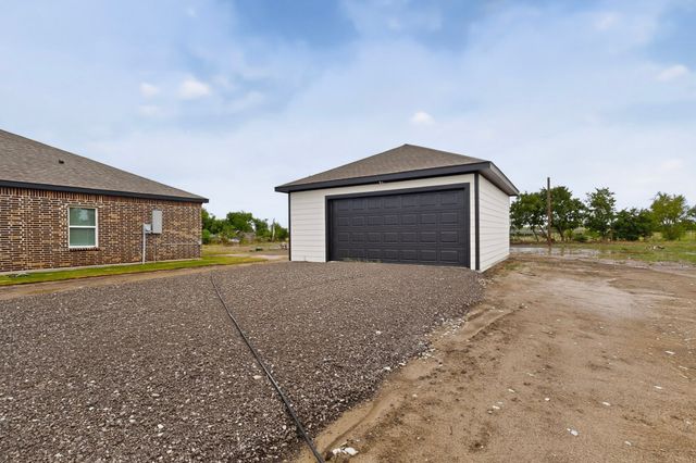 749 J L Drive, Valley View, TX 76272