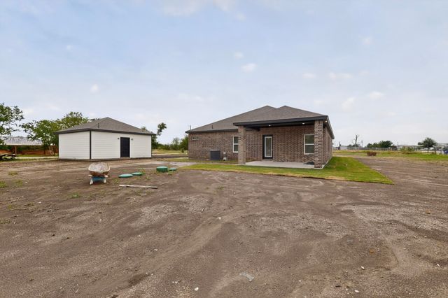 749 J L Drive, Valley View, TX 76272