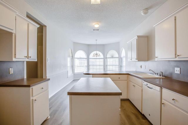 6204 17th Street, Lubbock, TX 79416