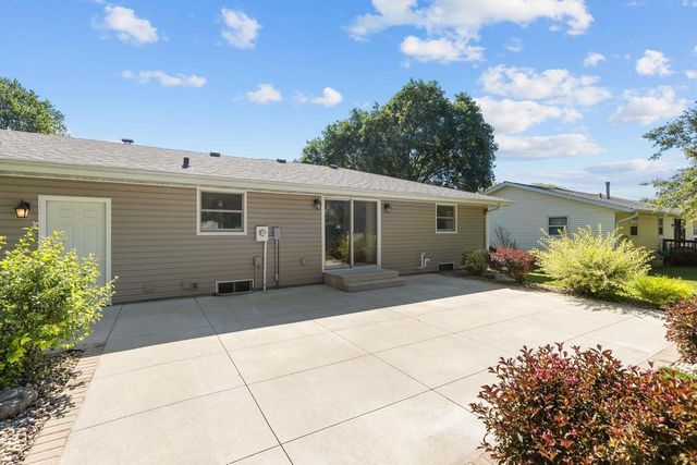 901 CAROL LYNN DRIVE, Little Chute, WI 54140