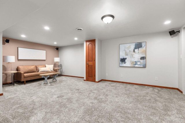 901 CAROL LYNN DRIVE, Little Chute, WI 54140