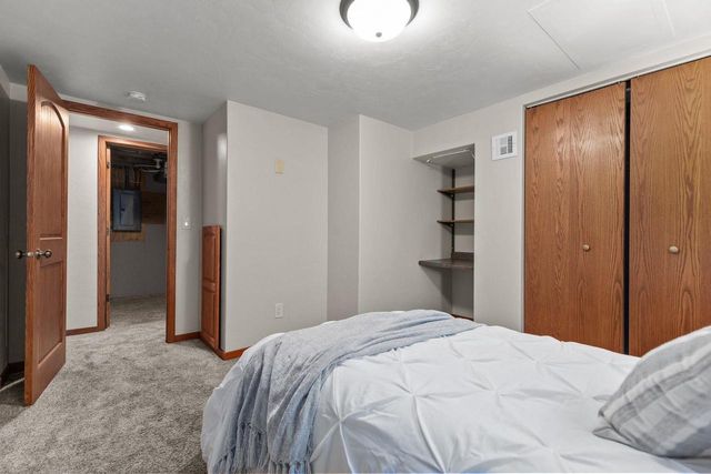 901 CAROL LYNN DRIVE, Little Chute, WI 54140