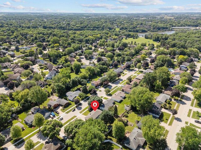 901 CAROL LYNN DRIVE, Little Chute, WI 54140