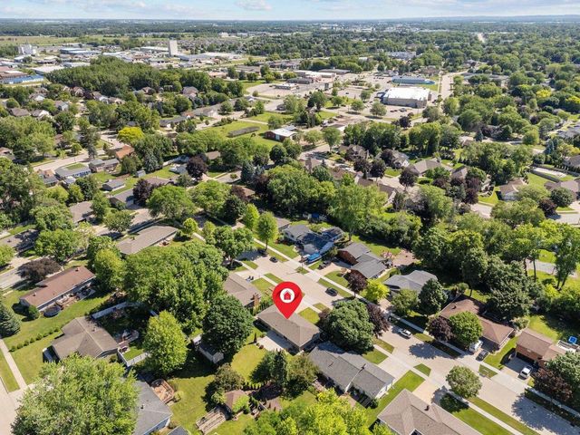 901 CAROL LYNN DRIVE, Little Chute, WI 54140