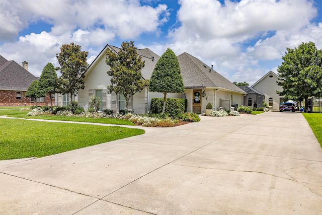 151 Vi Drive, Houma, LA 70360